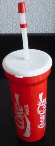 5805-4 € 1,50  coca cola drinkber rood wit H.22 br. 10 cm